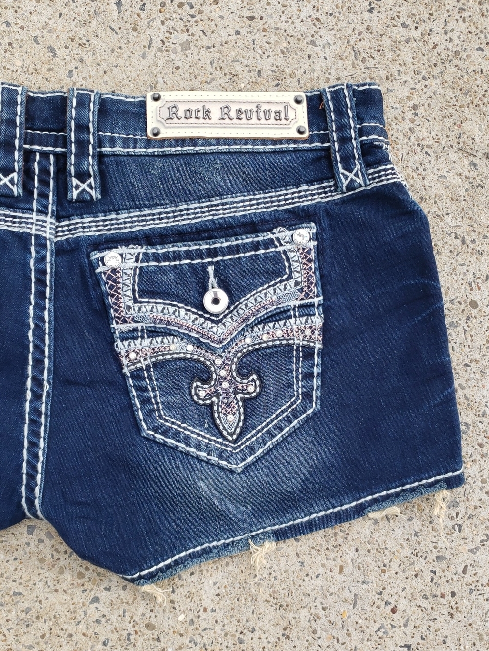 Rock Revival Jean Short Shorts Celinda Size 30 NWT - Picture 10 of 11